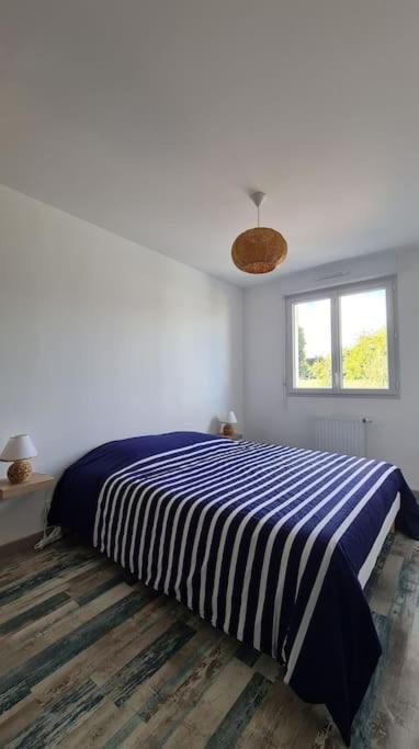 Maison Neuve - Ty Thuya - 4 Personnes แซงต์-เมลัวร์-เดส์-ซงด์ ภายนอก รูปภาพ